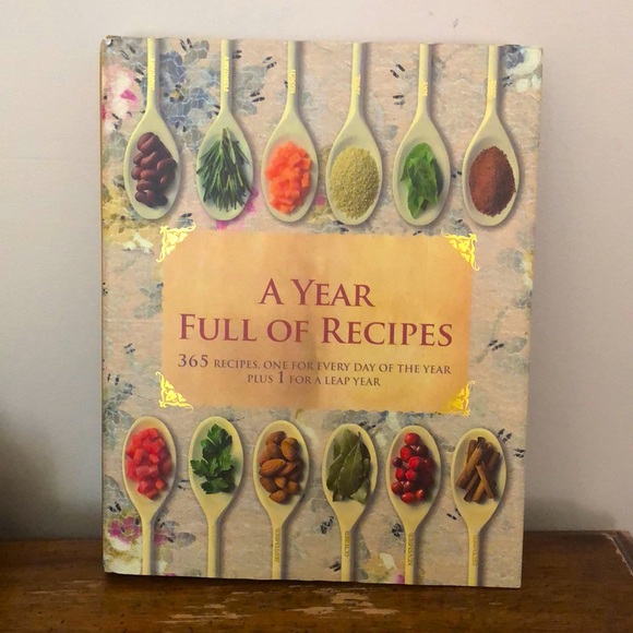 Never used!”A Year Full of Recipes” 365 recipes - Picture 2 of 9
